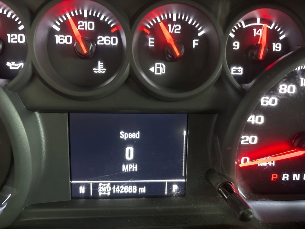 Used 2020 Chevrolet Silverado 2500 Custom w/ Custom Value Package image 13