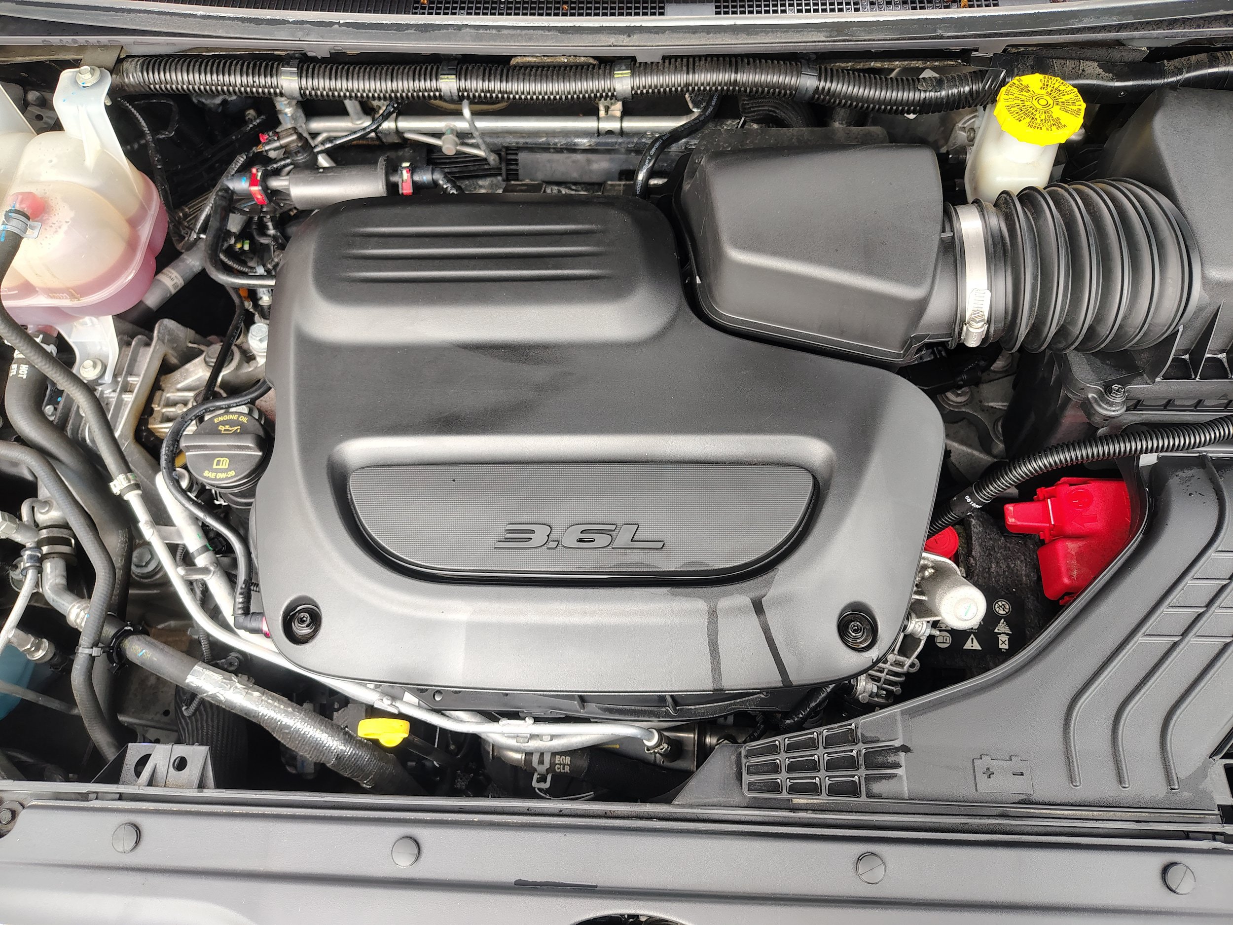 Certified 2024 Chrysler Voyager LX FWD image 18