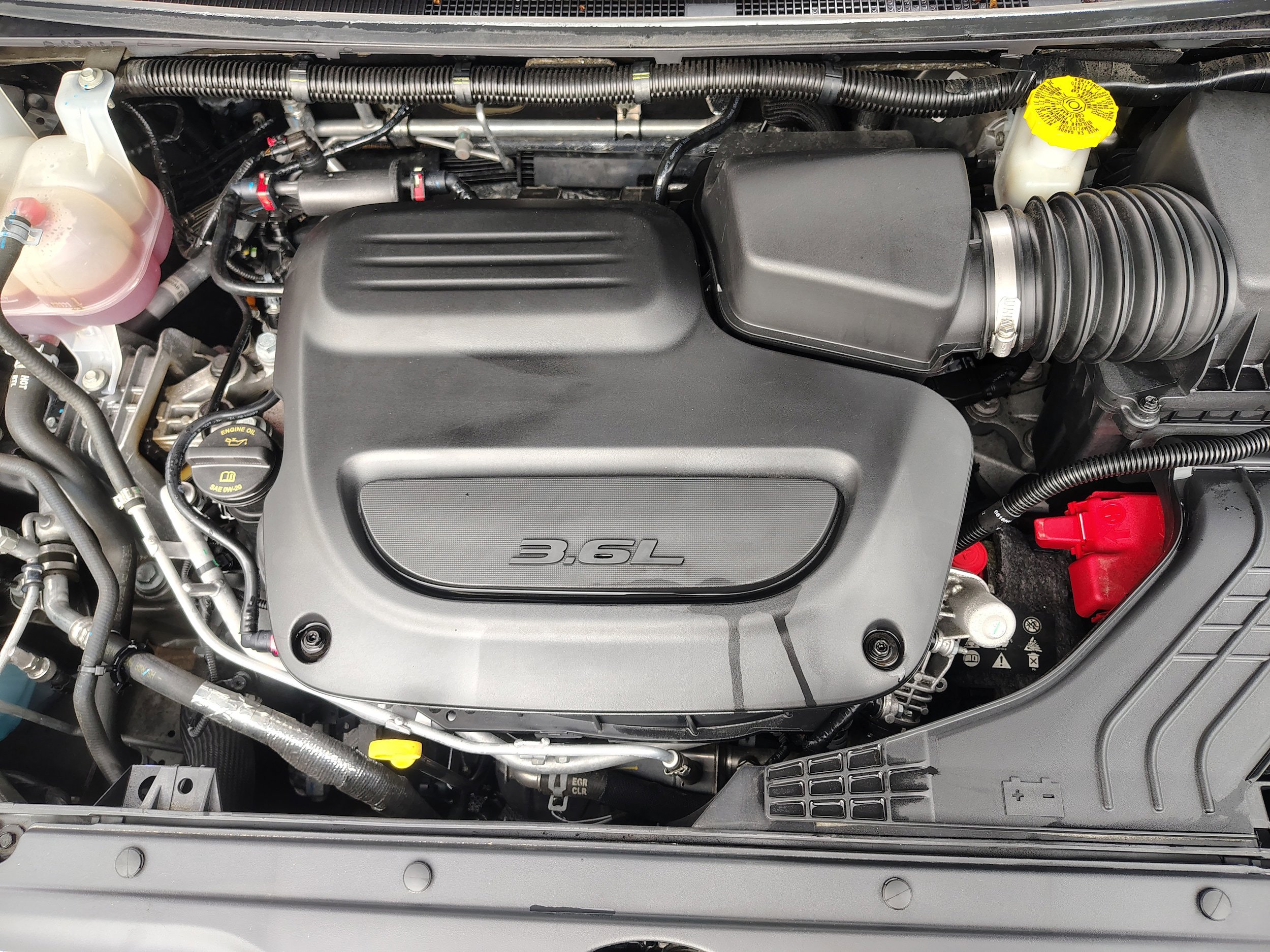 Used 2024 Chrysler Voyager LX image 18