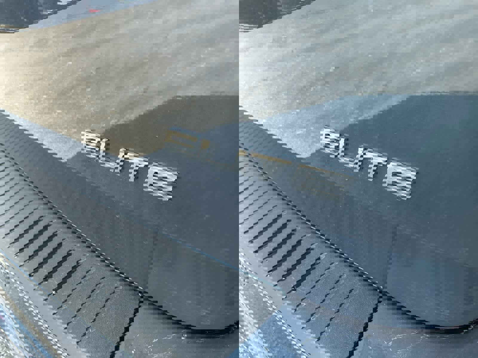 Used 2025 Honda Odyssey Elite image 17