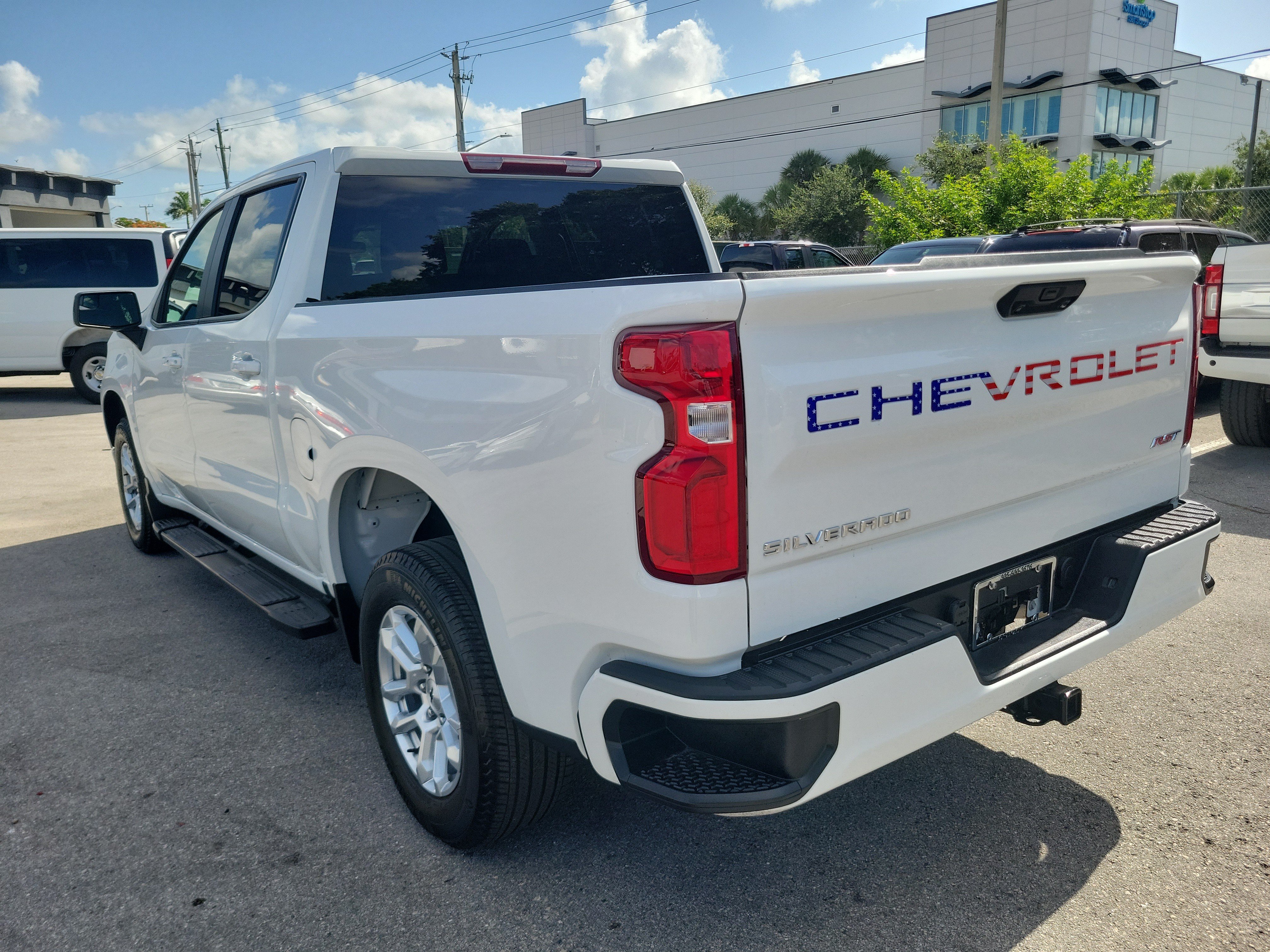 Used 2024 Chevrolet Silverado 1500 RST RWD image 7