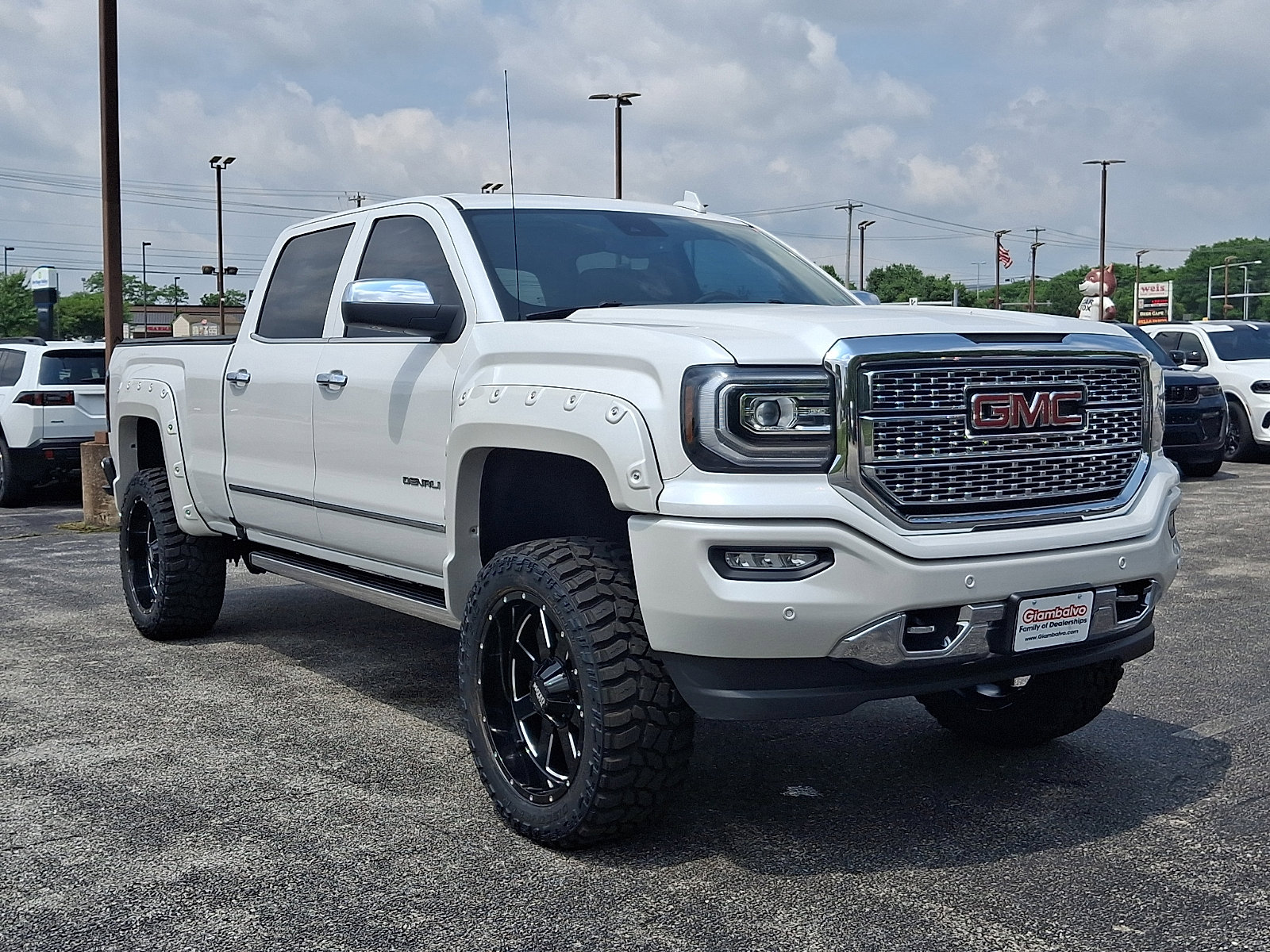 Used 2017 GMC Sierra 1500 Denali w/ Denali Ultimate Package AWD/4WD image 3
