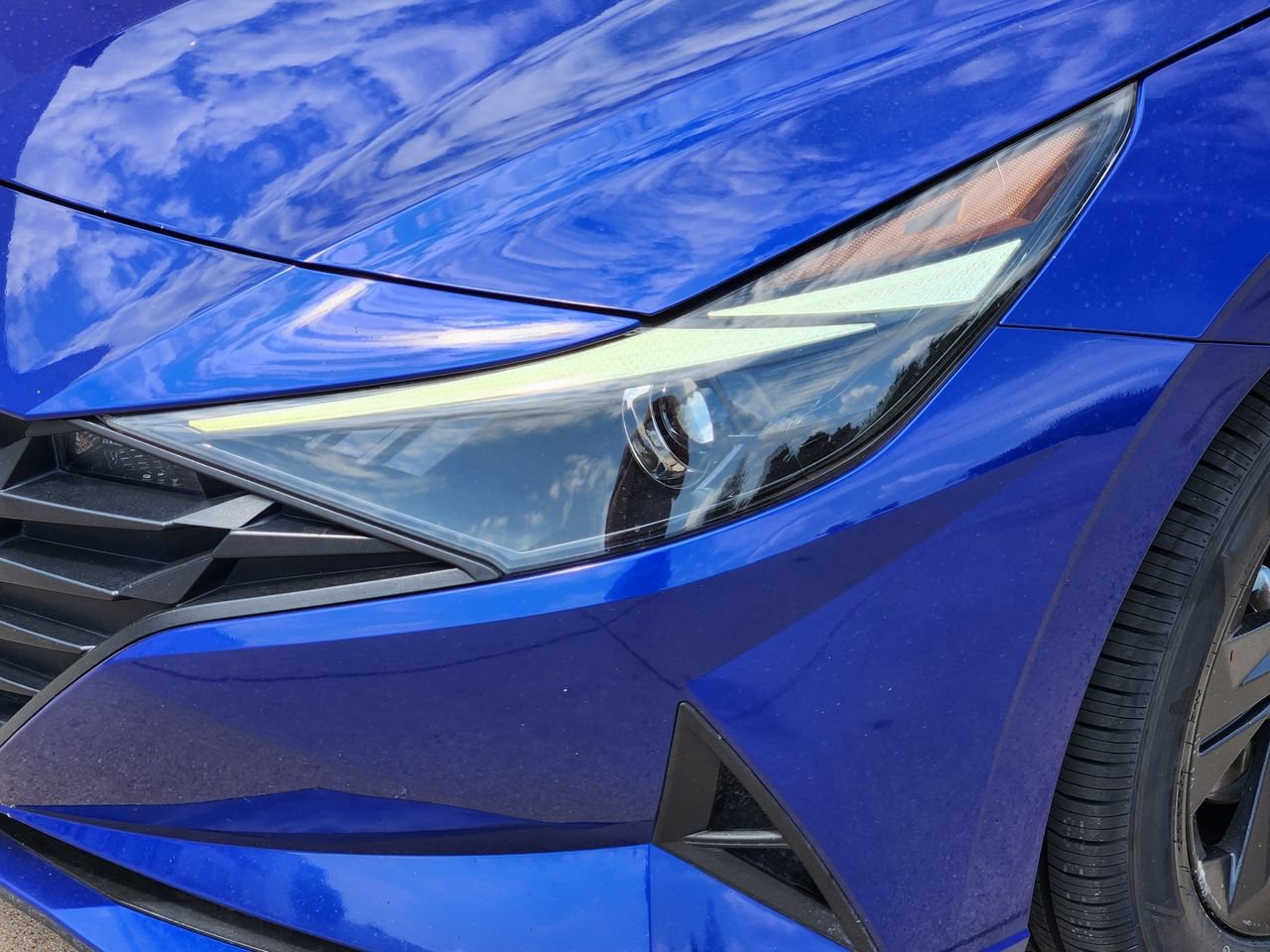 Used 2023 Hyundai Elantra SEL FWD image 6
