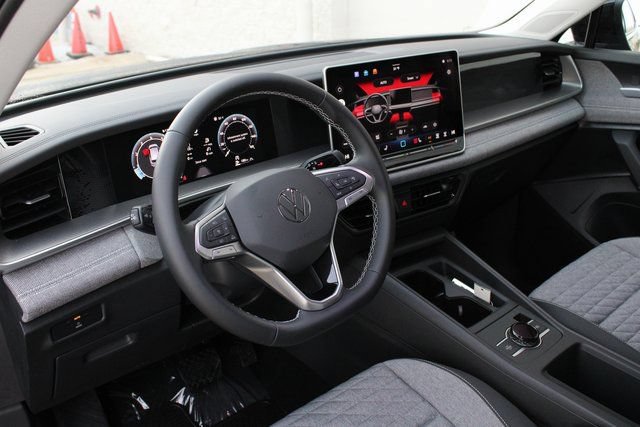 New 2026 Volkswagen Tiguan S AWD/4WD image 2