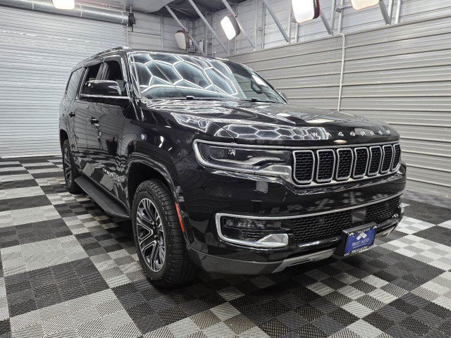 Used 2022 Jeep Wagoneer Series III w/ Flexible Seating Group AWD/4WD image 5