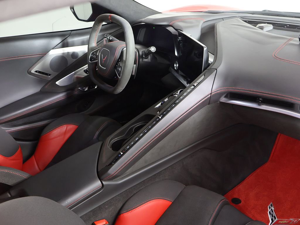Used 2022 Chevrolet Corvette Stingray Premium Conv w/ Z51 Performance Package image 31