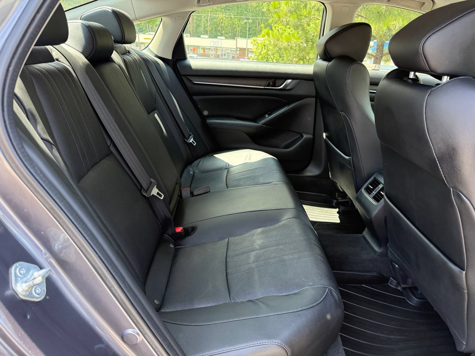 Used 2020 Honda Accord EX-L image 40