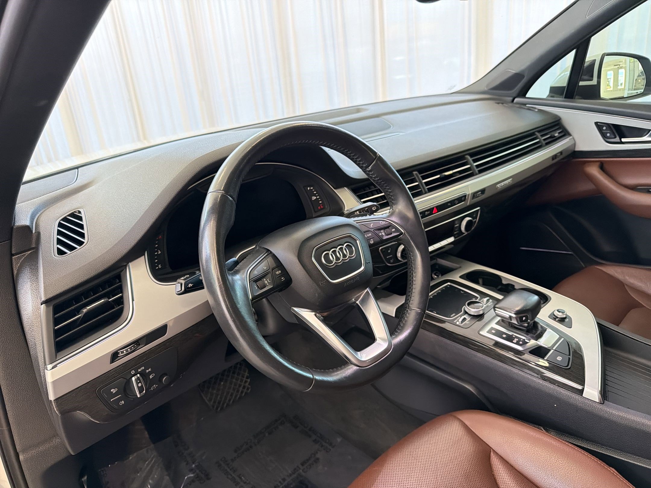 Used 2018 Audi Q7 2.0T Premium Plus w/ Premium Plus Package AWD/4WD image 4