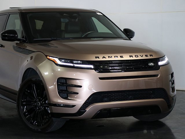 Used 2024 Land Rover Range Rover Evoque Dynamic SE image 6