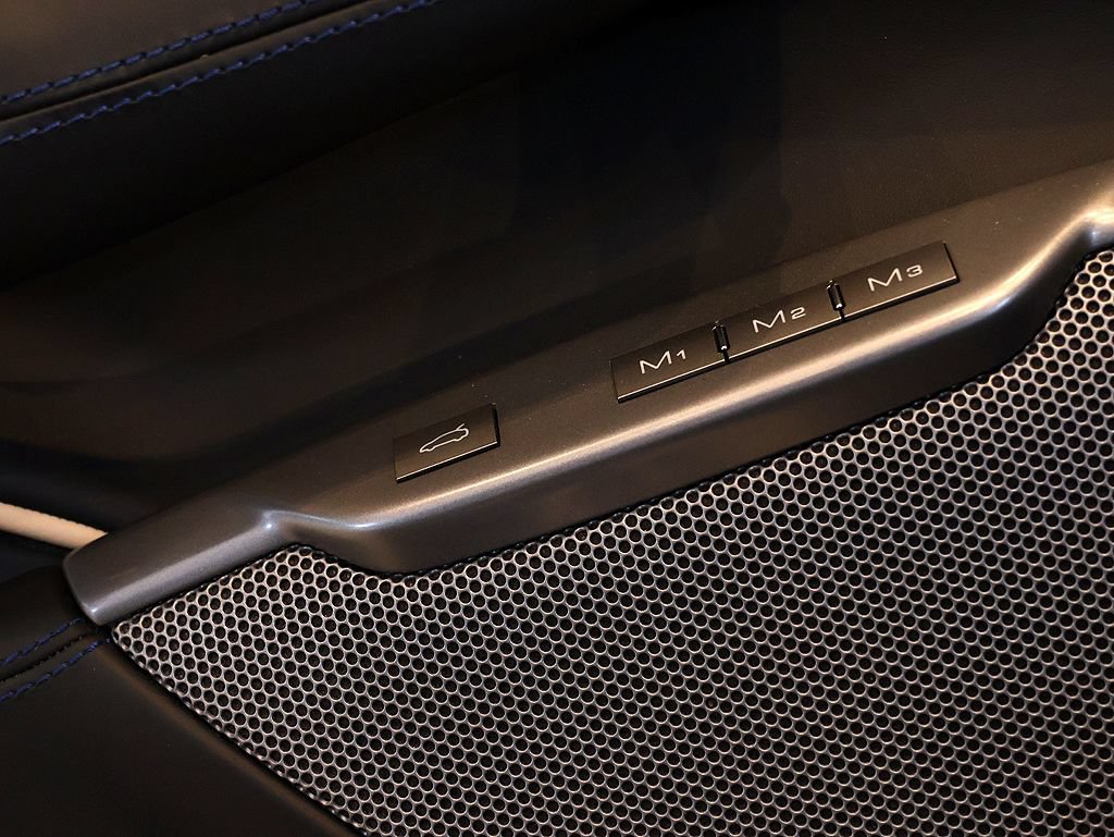 Certified 2020 Ferrari Portofino RWD image 85