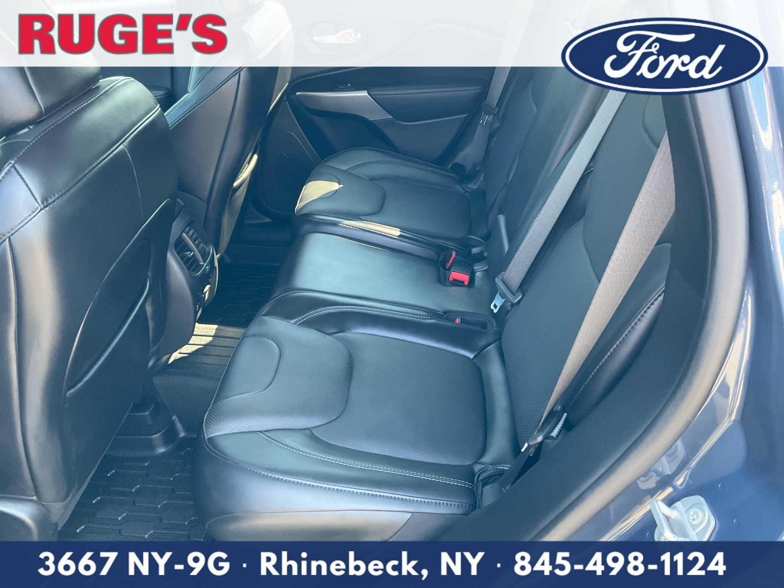 Used 2021 Jeep Cherokee Limited w/ Elite Package AWD/4WD image 14