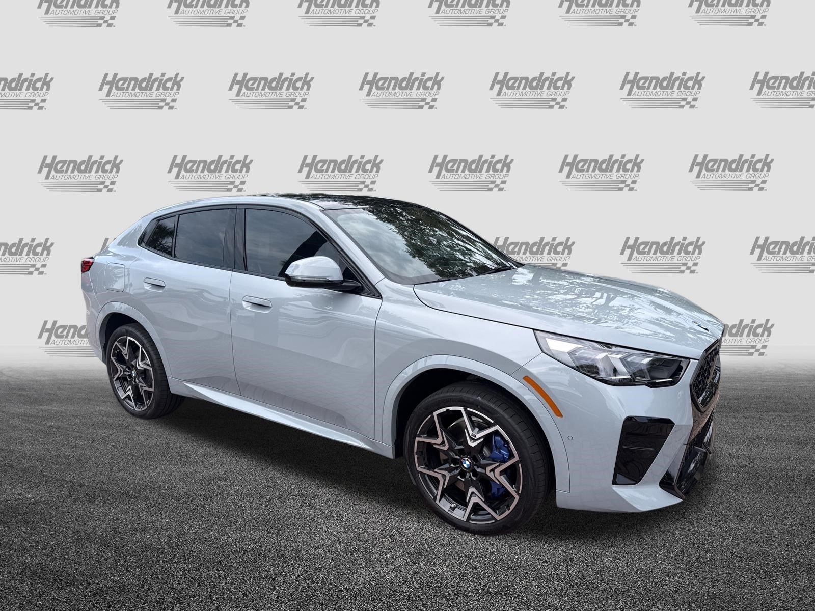 New 2026 BMW X2 xDrive28i w/ Technology Package AWD/4WD image 2