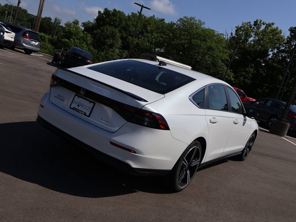 Used 2023 Honda Accord Sport image 7