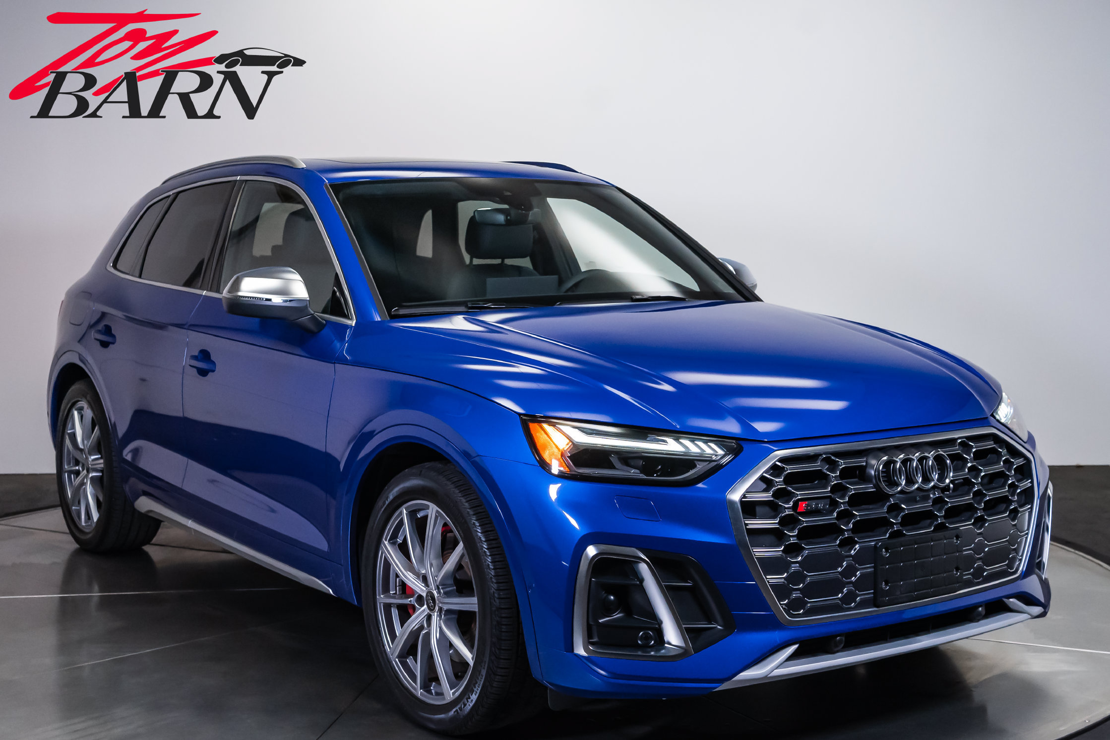 Used 2024 Audi SQ5 Prestige AWD/4WD image 7