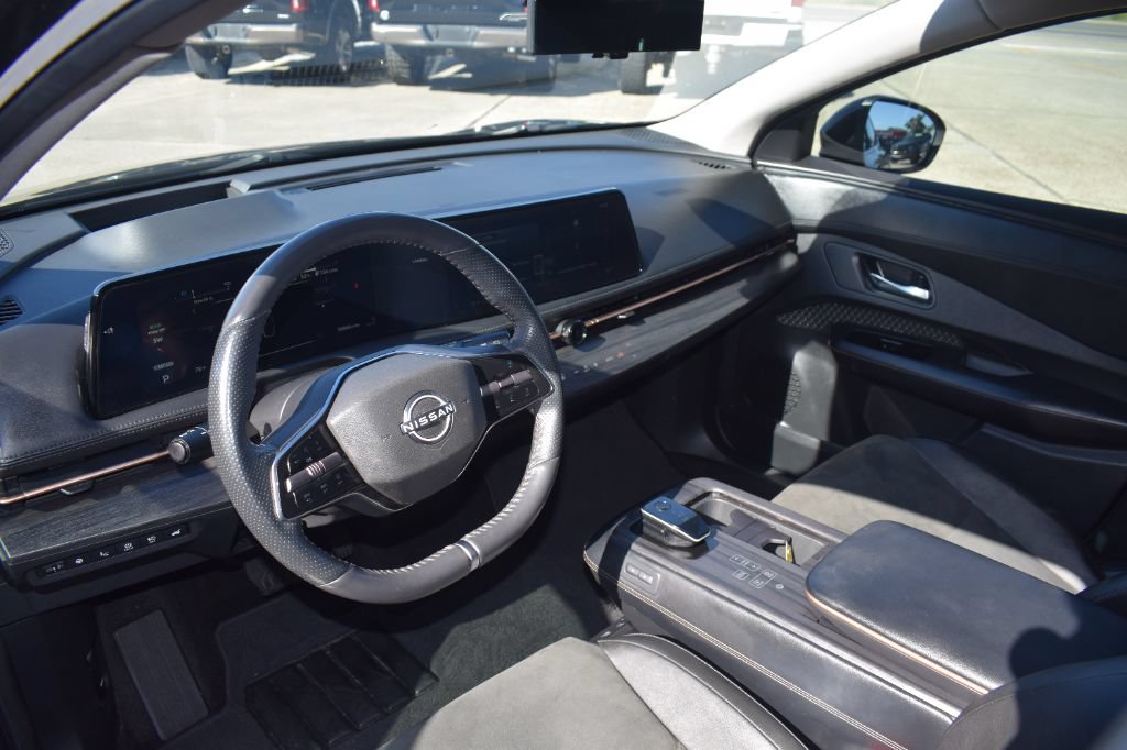 Used 2023 Nissan Ariya FWD image 7