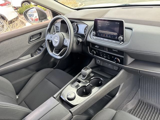 Used 2023 Nissan Rogue S image 27