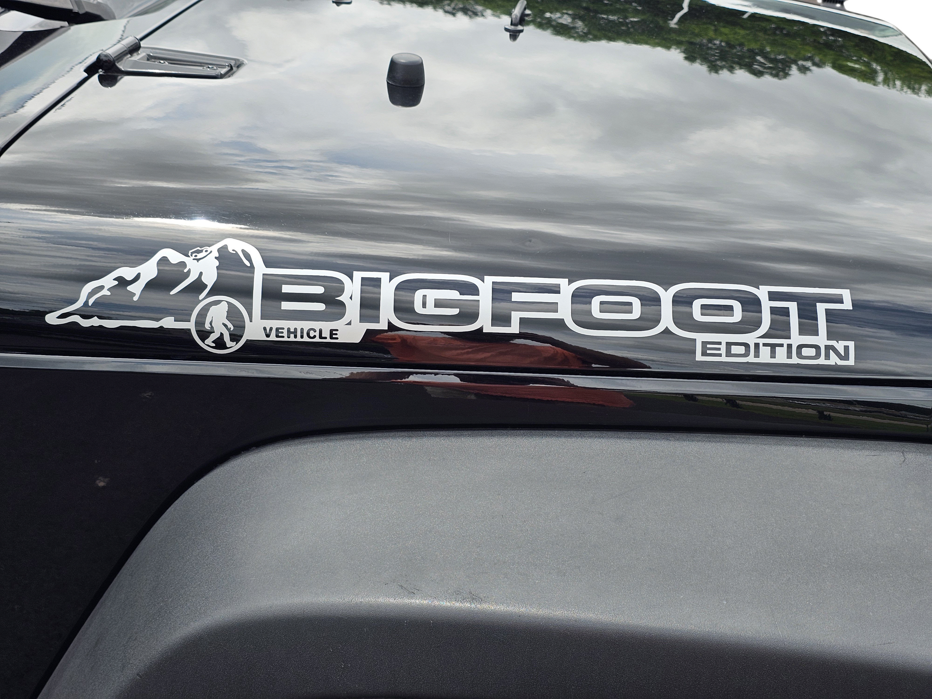 Used 2012 Jeep Wrangler Unlimited Sport AWD/4WD image 8
