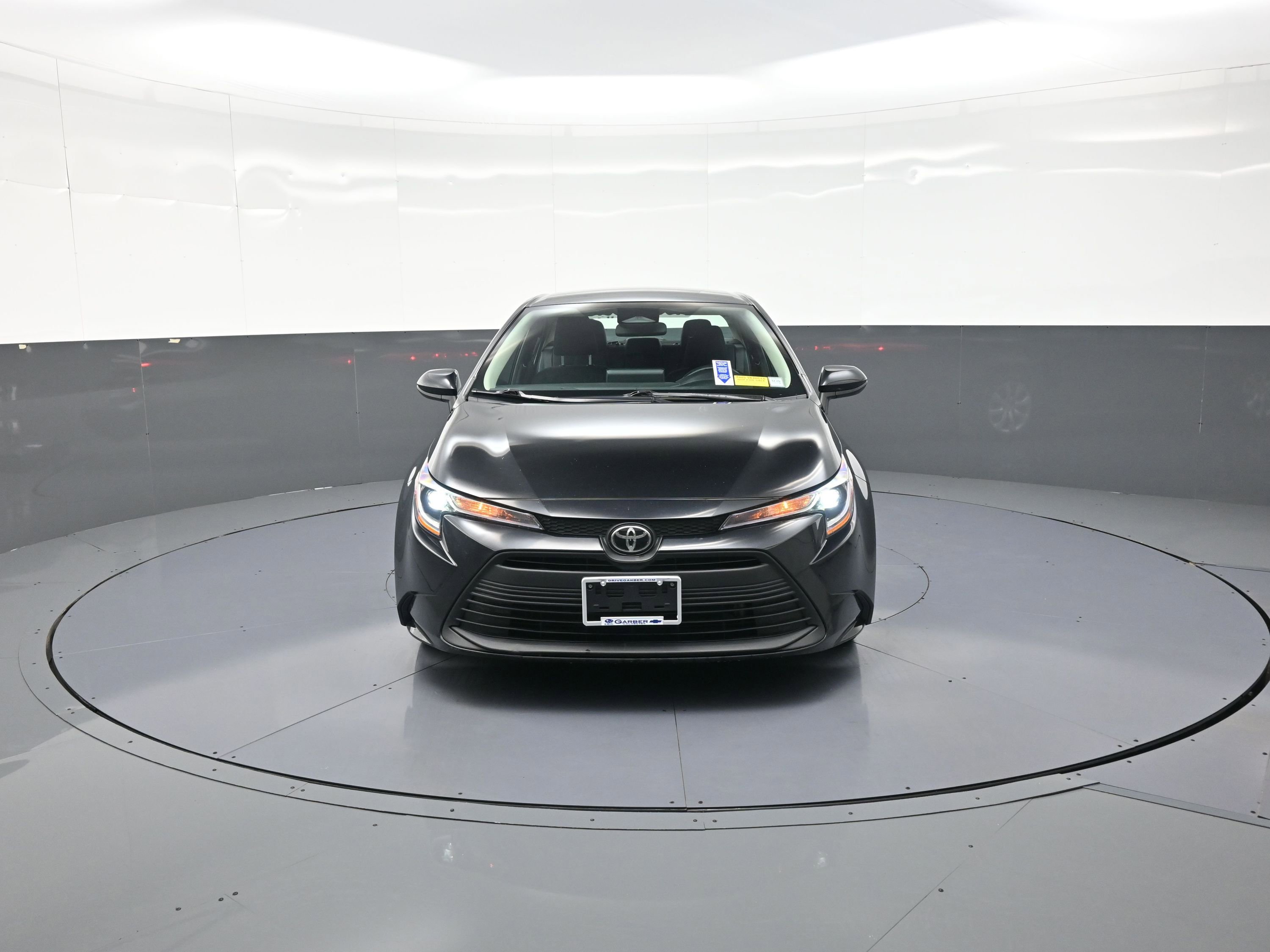 Used 2023 Toyota Corolla LE image 8