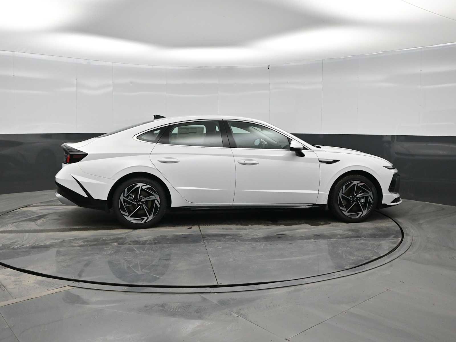 New 2026 Hyundai Sonata SEL image 9