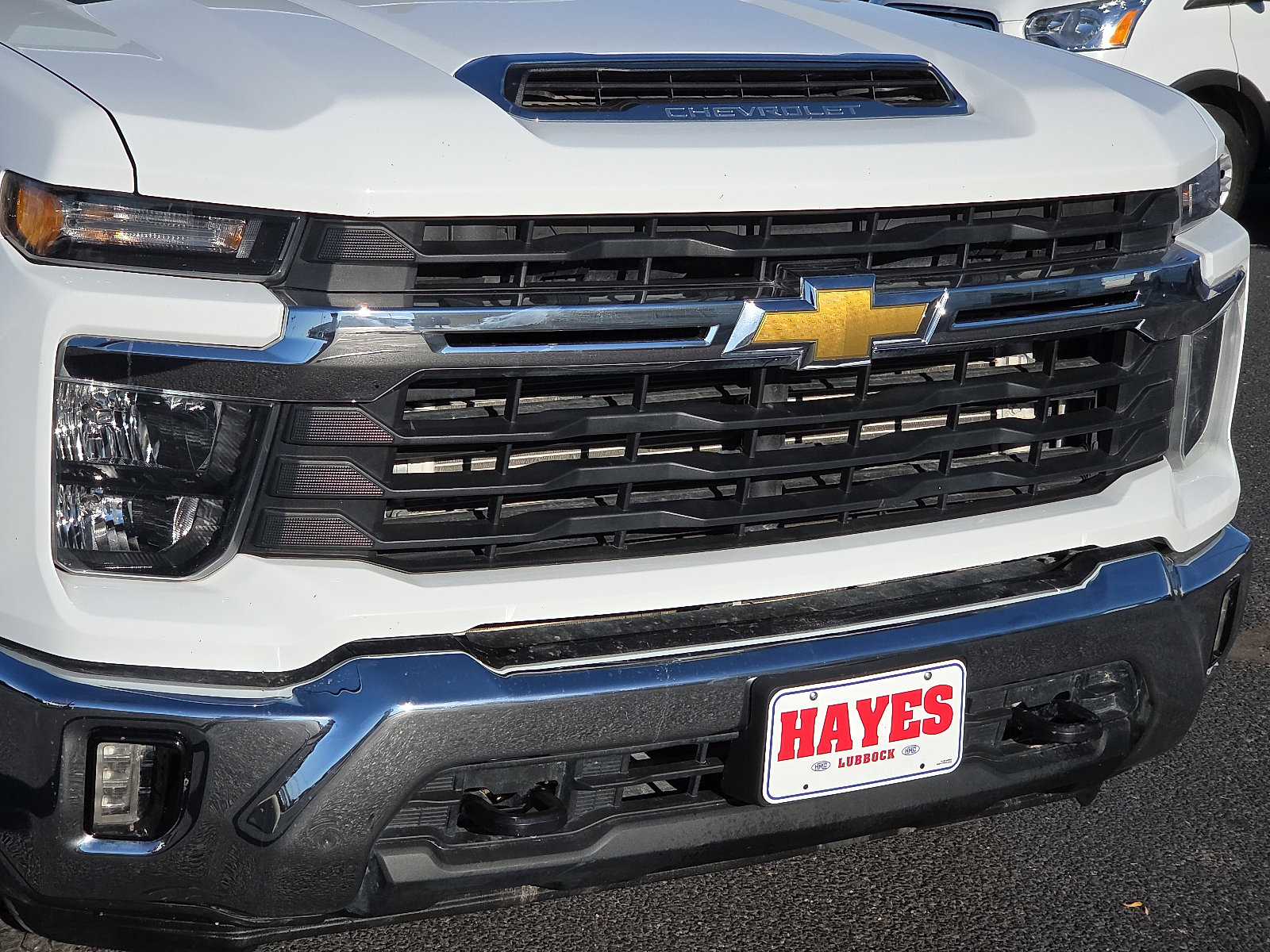 Used 2024 Chevrolet Silverado 2500 LT w/ Convenience Package image 6