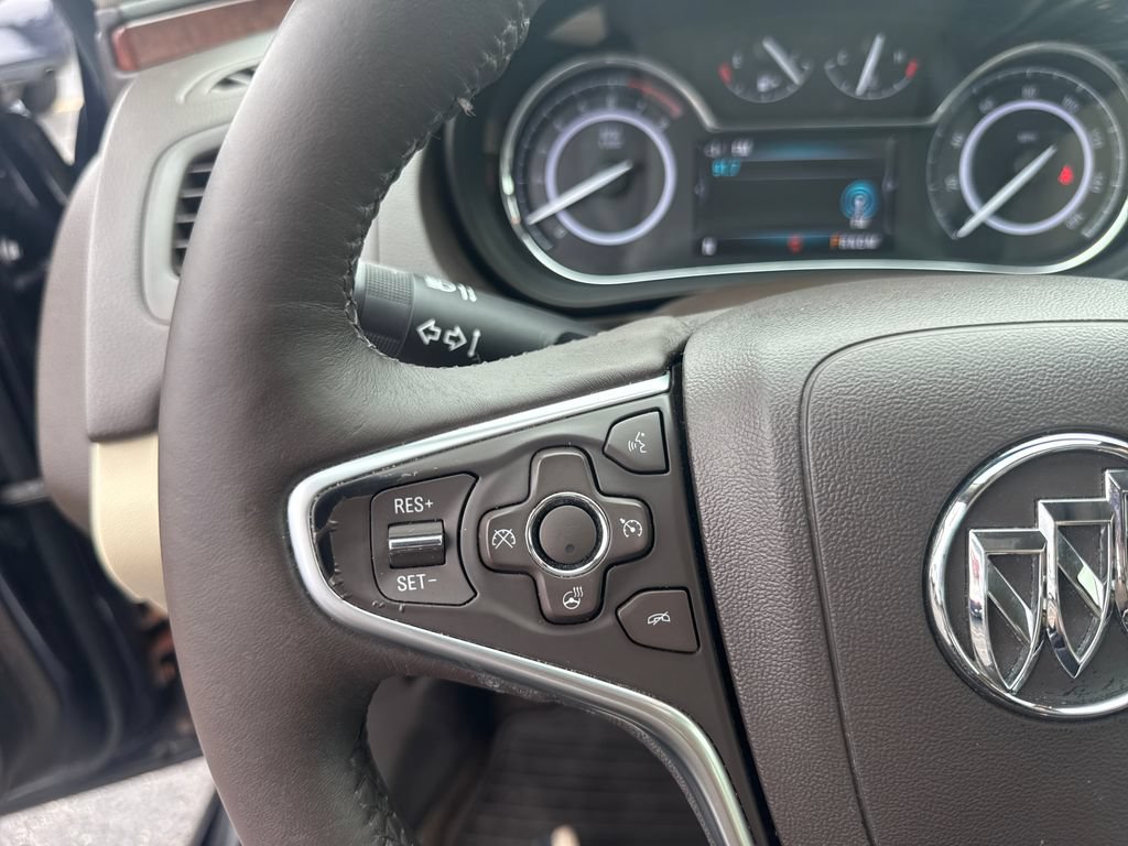 Certified 2015 Buick Regal Premium FWD image 18