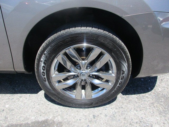 Used 2010 Nissan Rogue S Krom Edition AWD/4WD image 12