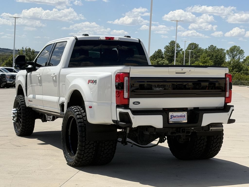 Used 2025 Ford F350 Platinum AWD/4WD image 4