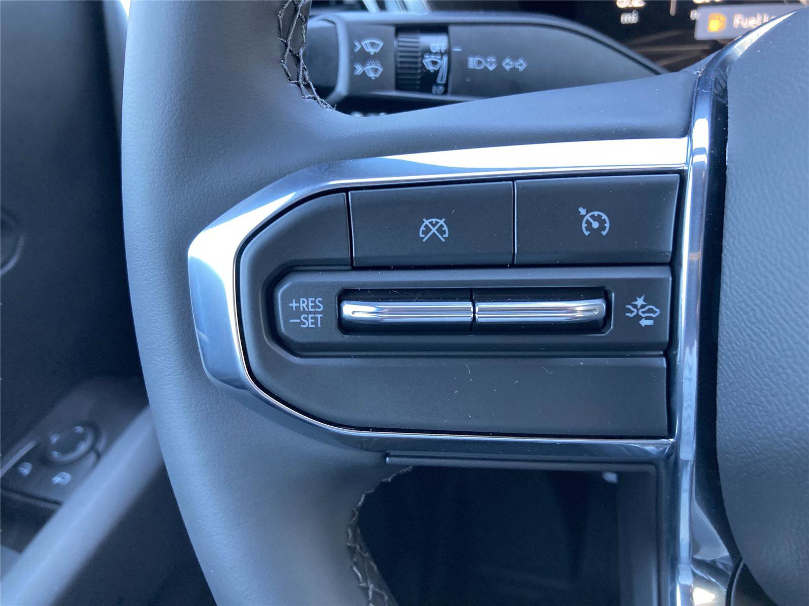 New 2026 GMC Canyon Elevation w/ Convenience Package image 25