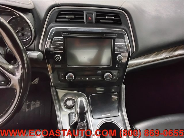 Used 2017 Nissan Maxima Platinum w/ Interior Lighting Package image 12