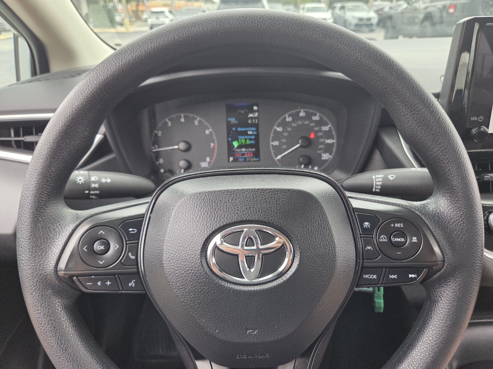 Used 2024 Toyota Corolla LE FWD image 24