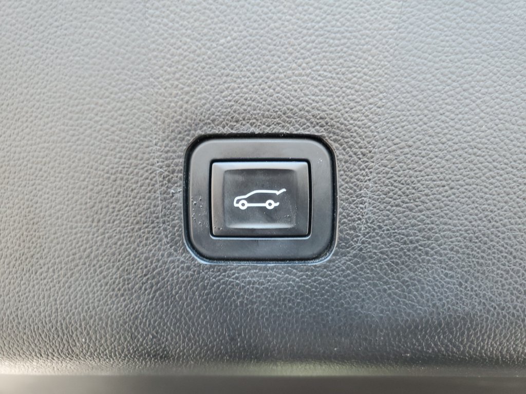 Used 2019 Chevrolet Traverse LT FWD image 35