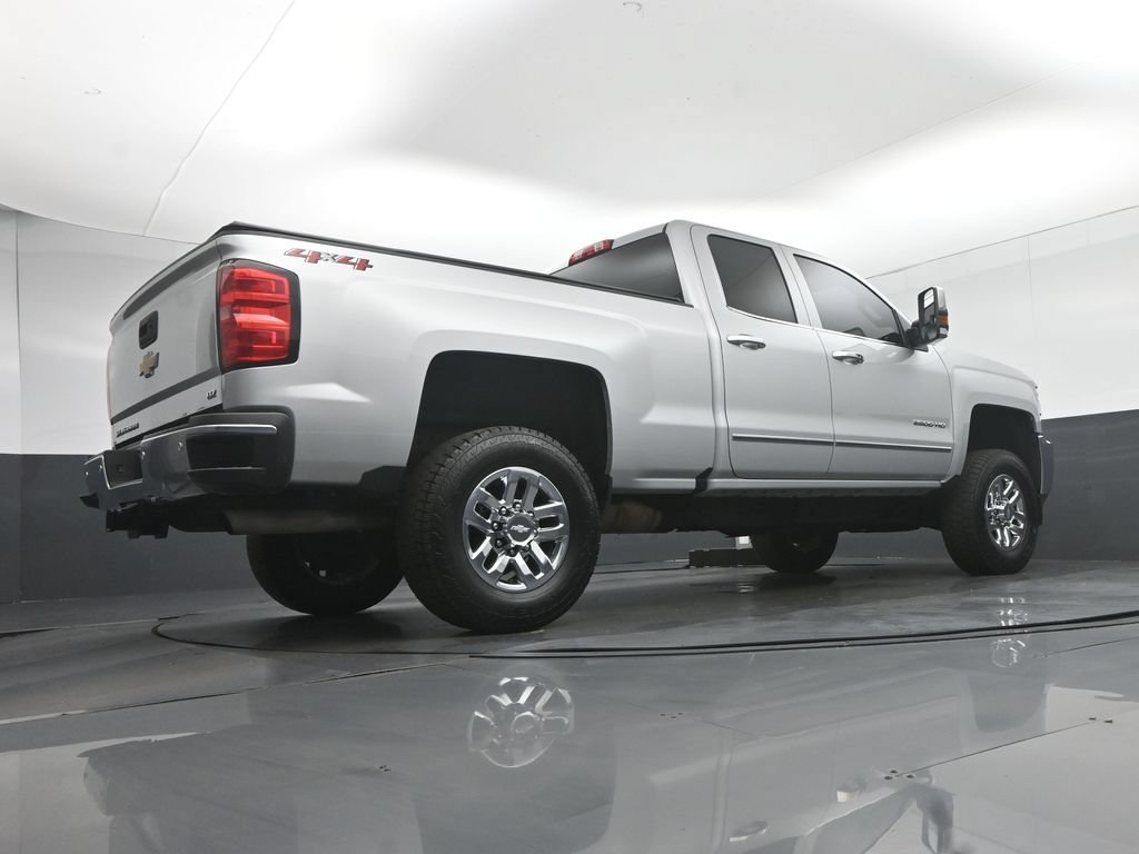 Used 2018 Chevrolet Silverado 2500 LTZ w/ LTZ Plus Package AWD/4WD image 56