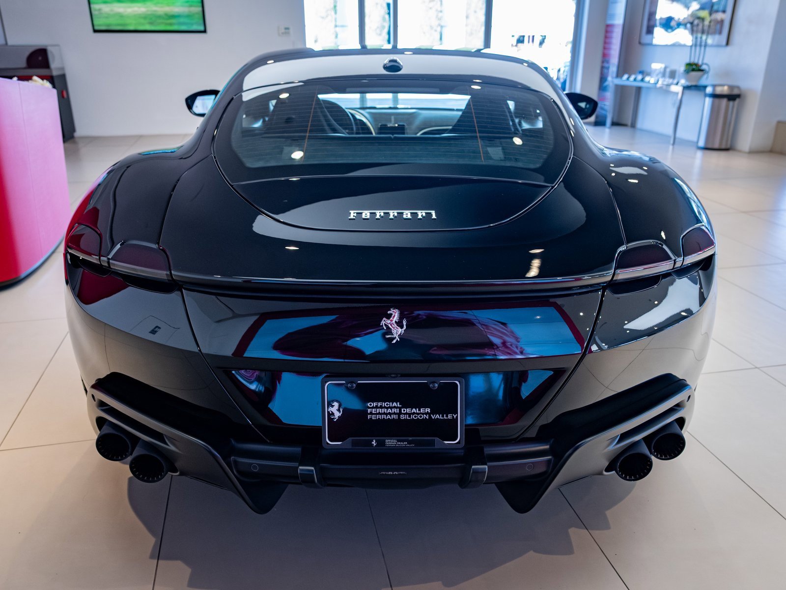 Used 2022 Ferrari Roma image 5