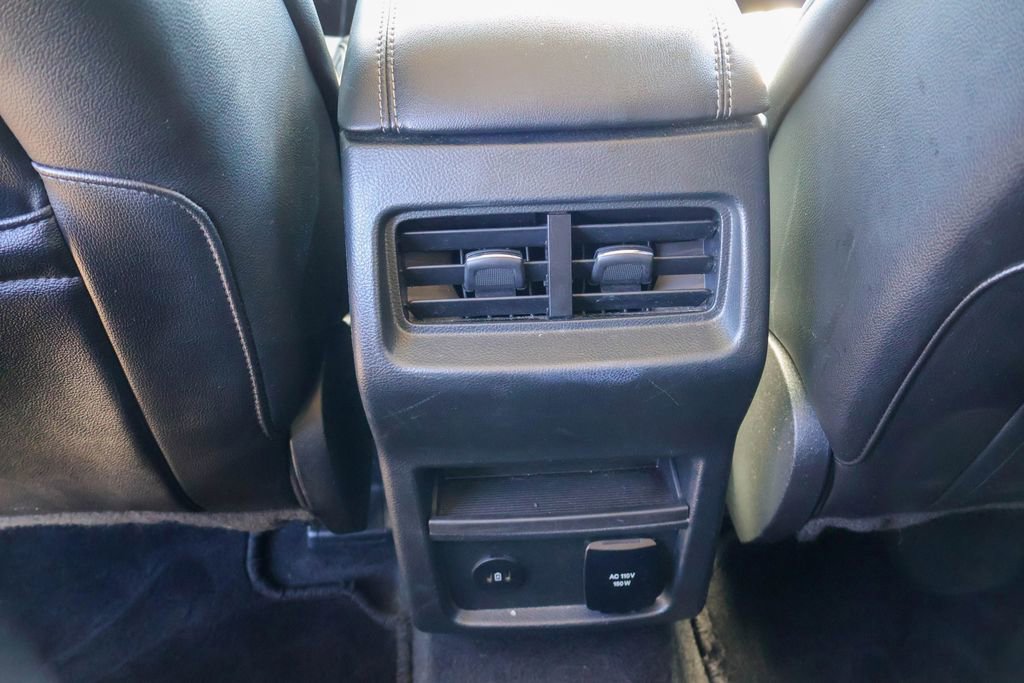 Used 2024 Ford Edge Titanium AWD/4WD image 19