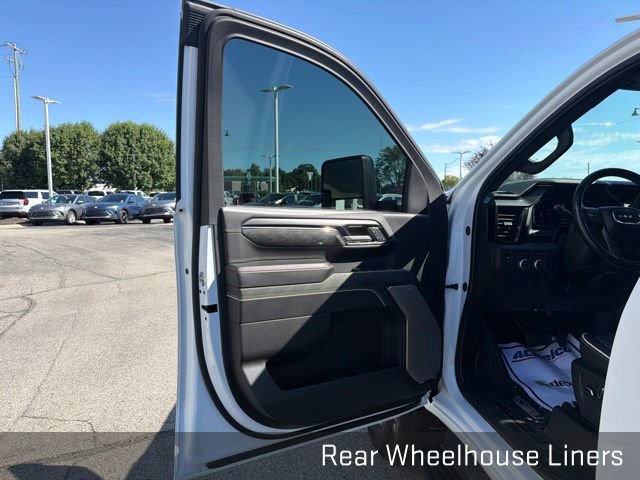 Used 2024 GMC Sierra 2500 AT4X AWD/4WD image 30