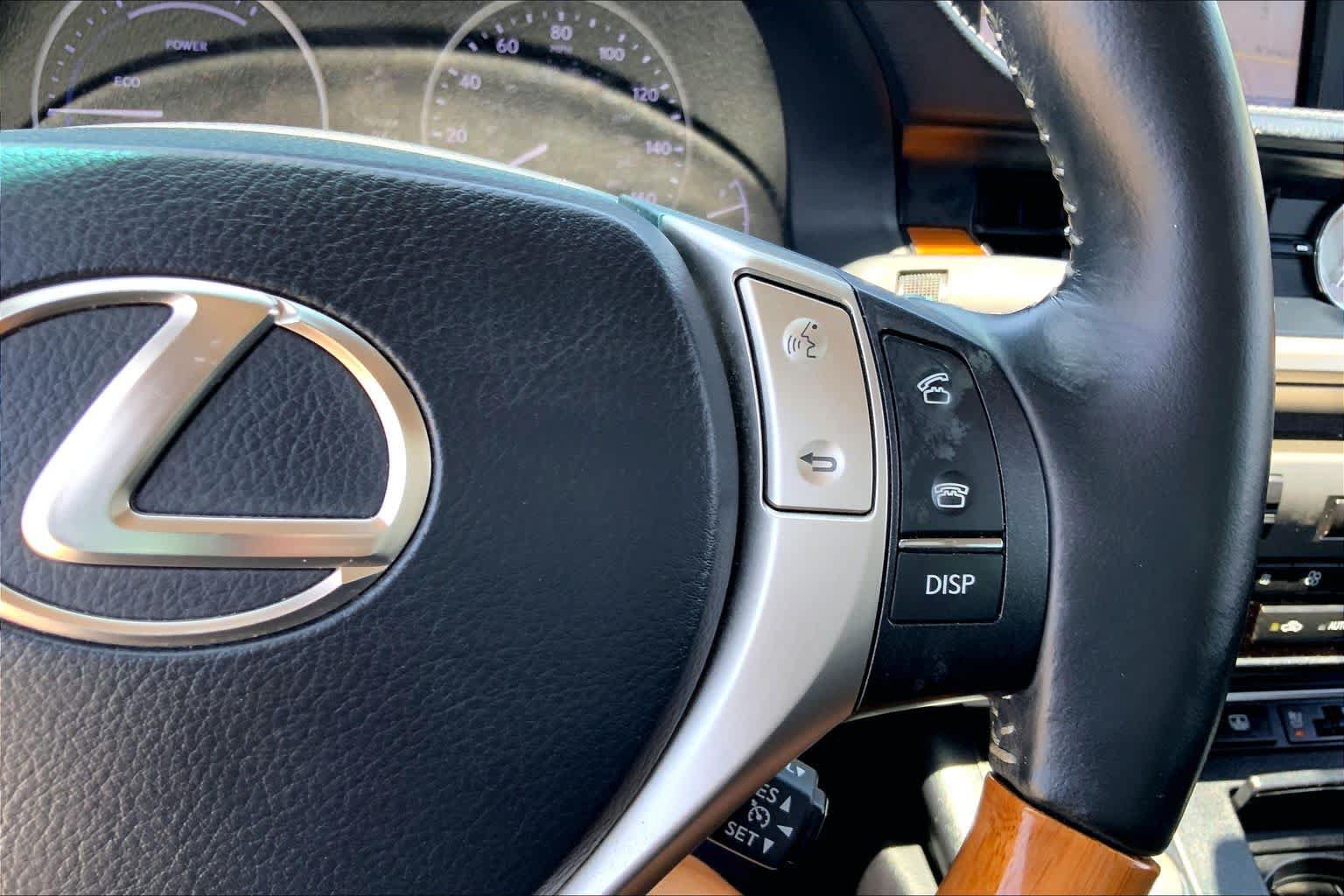 Used 2014 Lexus ES 300h w/ Luxury Package w/Bamboo Trim FWD image 25