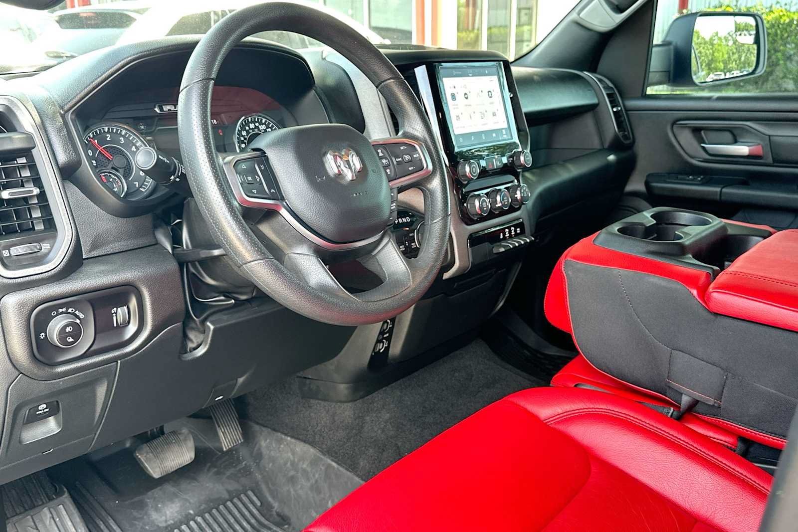 Used 2025 RAM 1500 Warlock AWD/4WD image 18