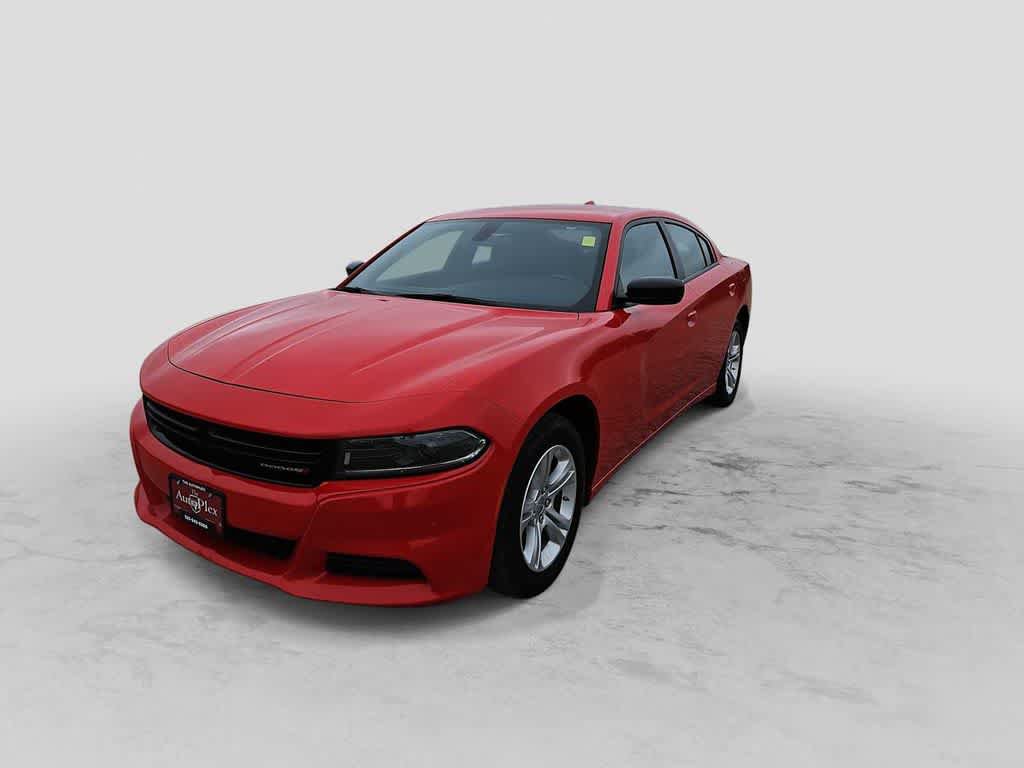 Used 2023 Dodge Charger SXT RWD image 4