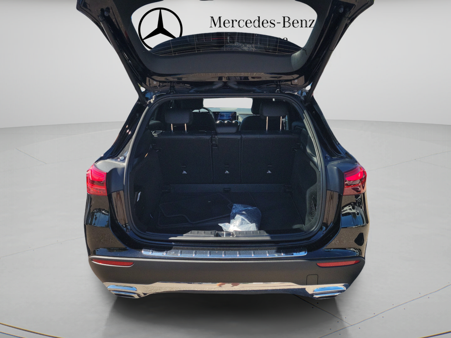 Used 2025 Mercedes-Benz GLA 250 image 5