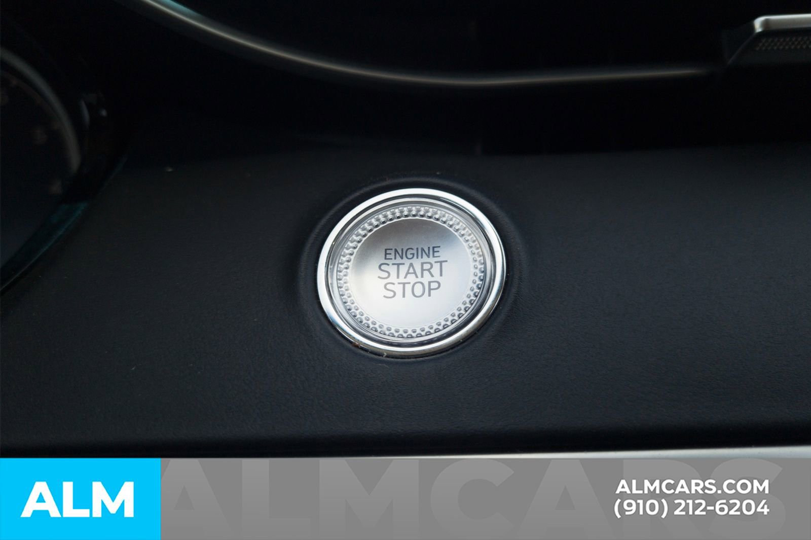 Used 2025 Genesis GV70 2.5T AWD/4WD image 31