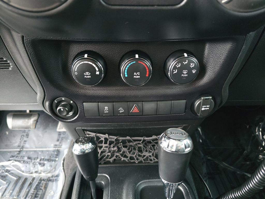 Used 2016 Jeep Wrangler Unlimited Sport w/ Quick Order Package 24S image 16