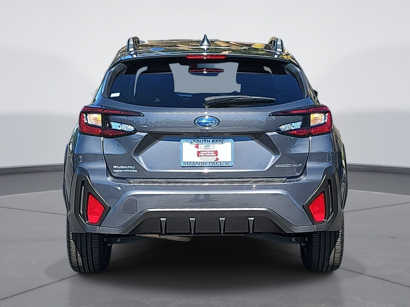 Used 2024 Subaru Crosstrek 2.0i Premium w/ Crosstrek Mirror Package AWD/4WD image 4