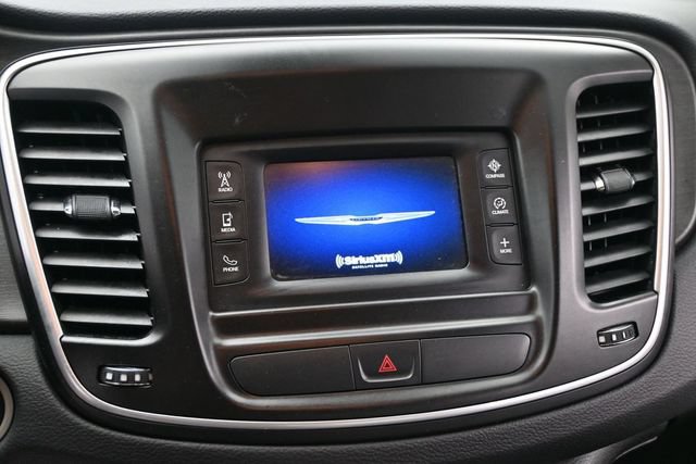 Used 2016 Chrysler 200 Limited w/ Convenience Group FWD image 23