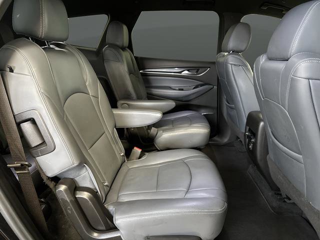 Used 2022 Buick Enclave Essence image 28