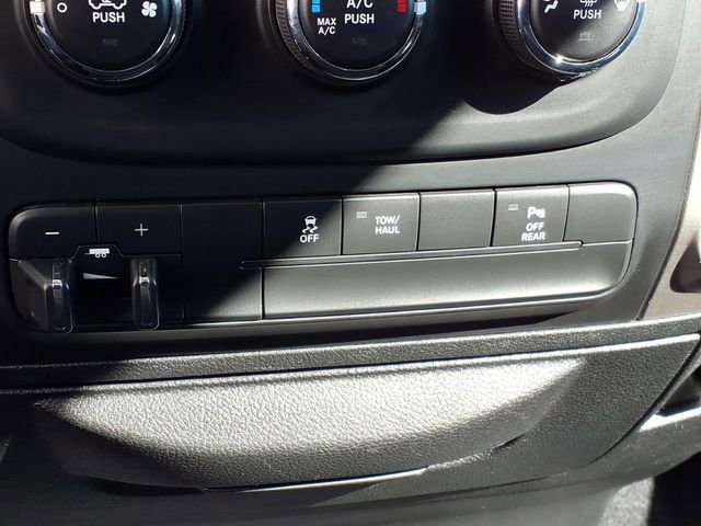 Used 2020 RAM 1500 Classic Warlock AWD/4WD image 29