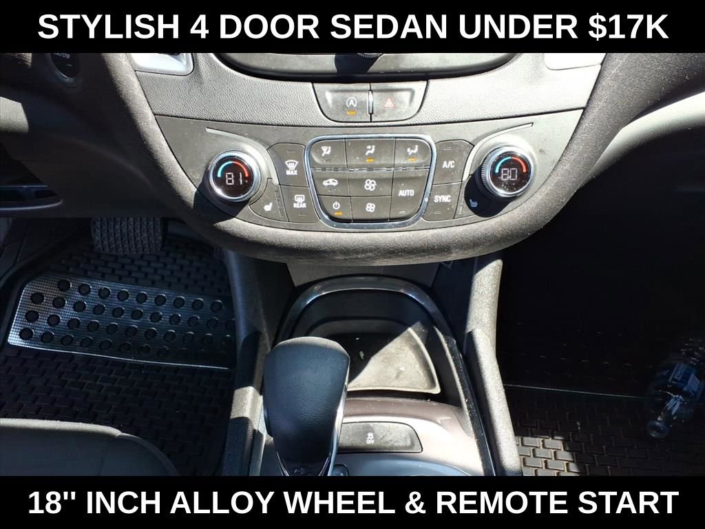Used 2022 Chevrolet Malibu LT FWD image 23