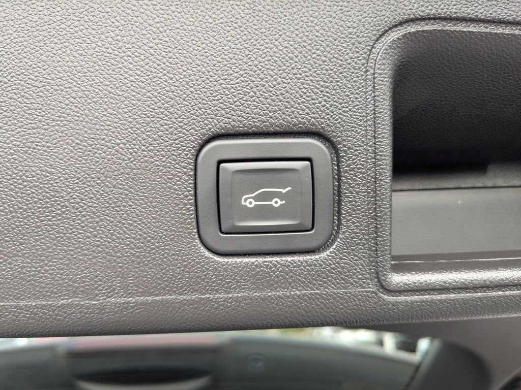 Certified 2024 GMC Terrain Denali image 15