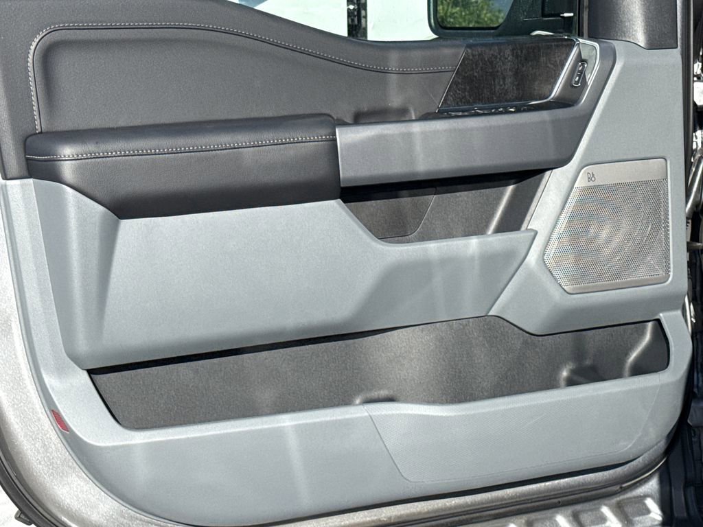 New 2025 Ford F150 Lightning Flash image 18