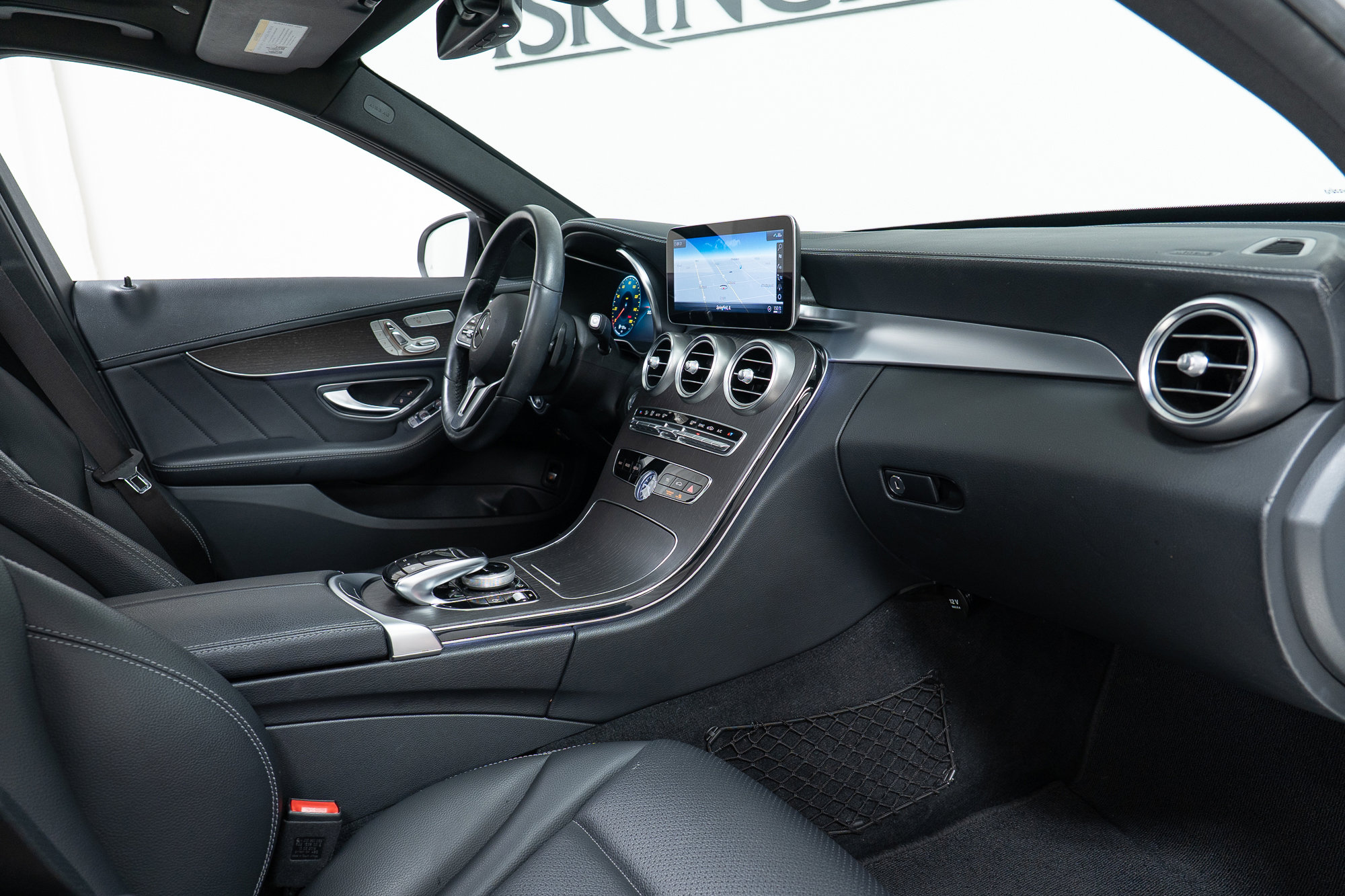 Used 2019 Mercedes-Benz C 300 4MATIC Sedan image 20