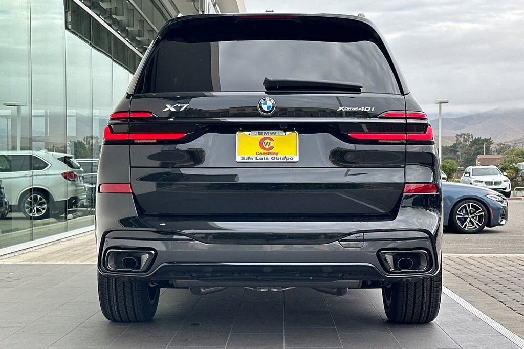 New 2026 BMW X7 xDrive40i w/ Executive Package image 4